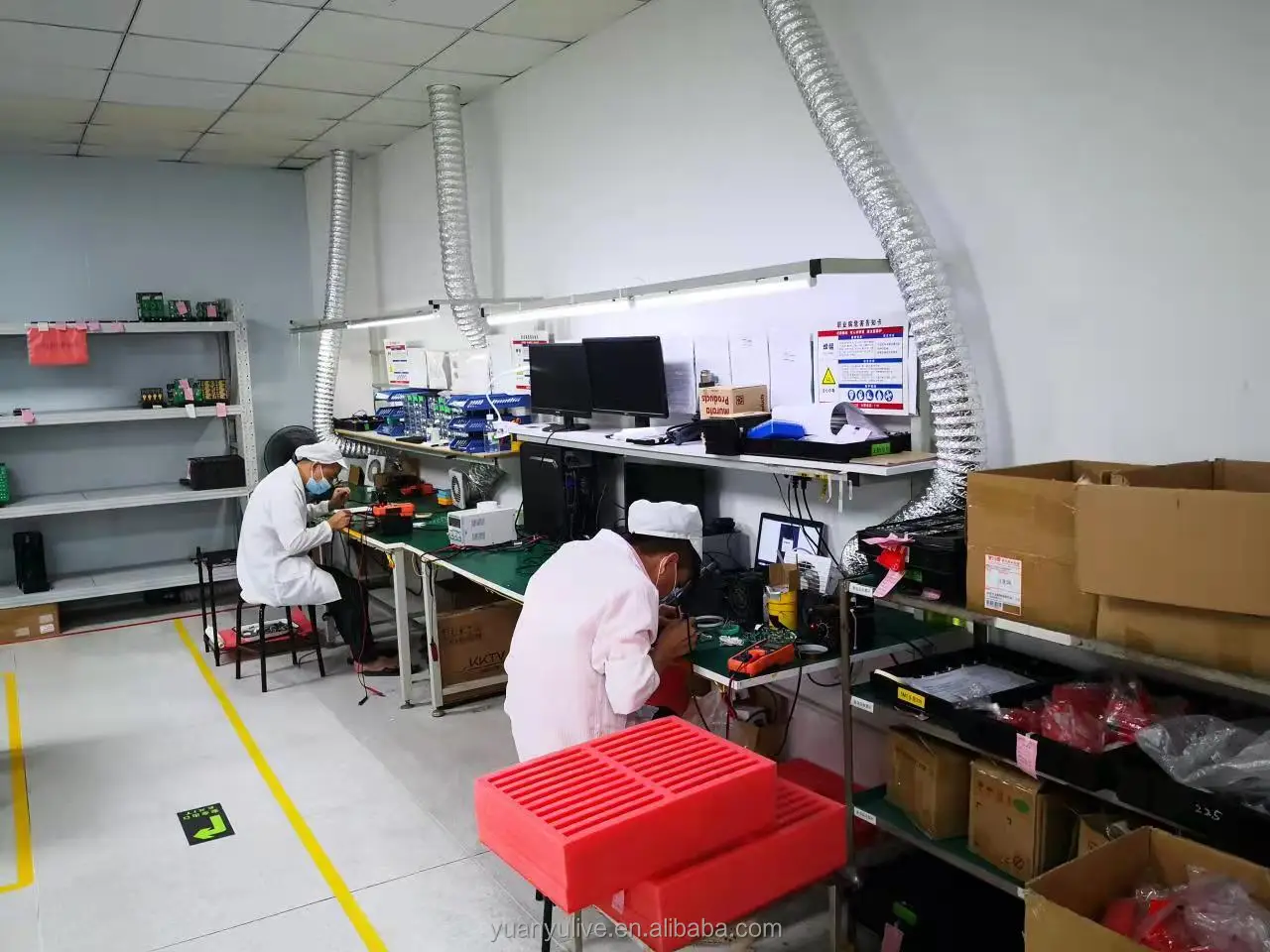 Best High Rejection Low Insertion Loss Low VSWR  915MHz Cavity Filter Band Pass Filter for Helium Hotspot LoRa Network