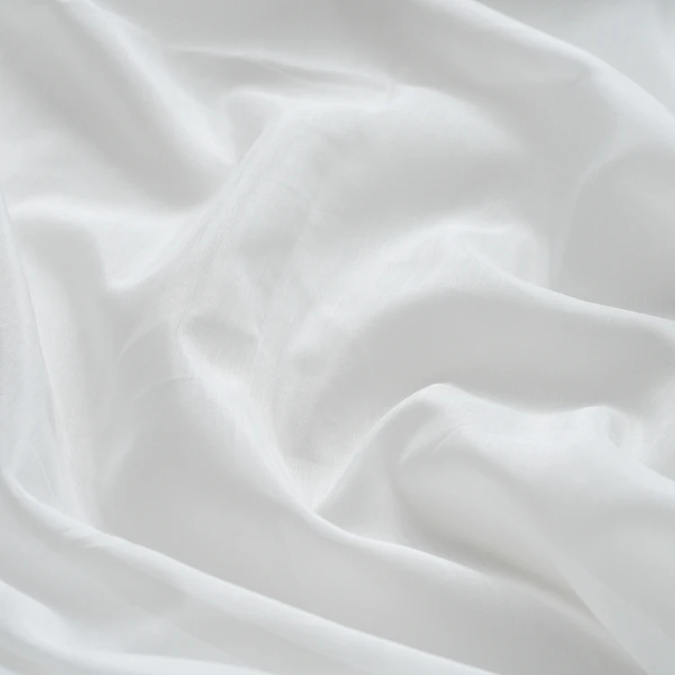 Free Sample PFD 30% Silk 70% Cotton 9mm Silk Cotton Spinning Fabric Garment Home Textile