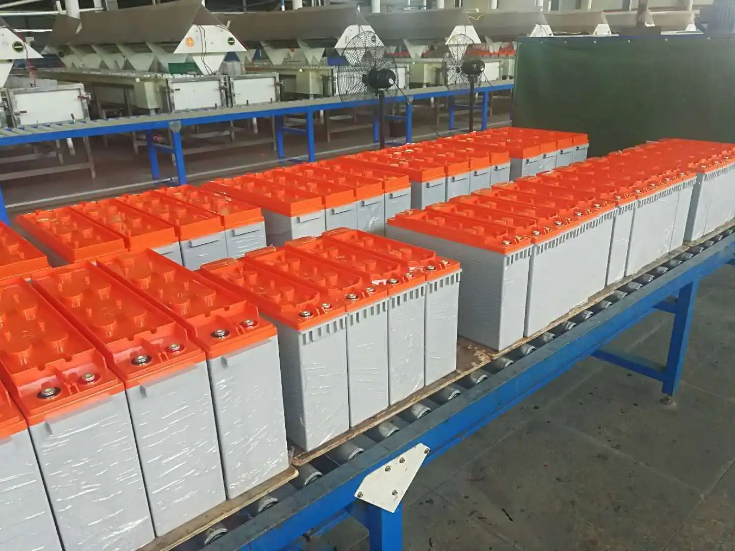 High Quality VRLA Solar Power Storage Battery Front Terminal Lead Acid 12V 200ah for System