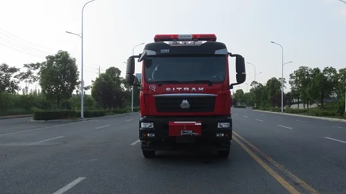 13-тонное шасси Sinotruk аварийно-спасательная пожарная машина