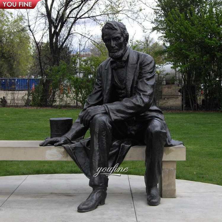 Outdoor Life Size Bronze Gentleman Statue Sitting on Bench Sculpture