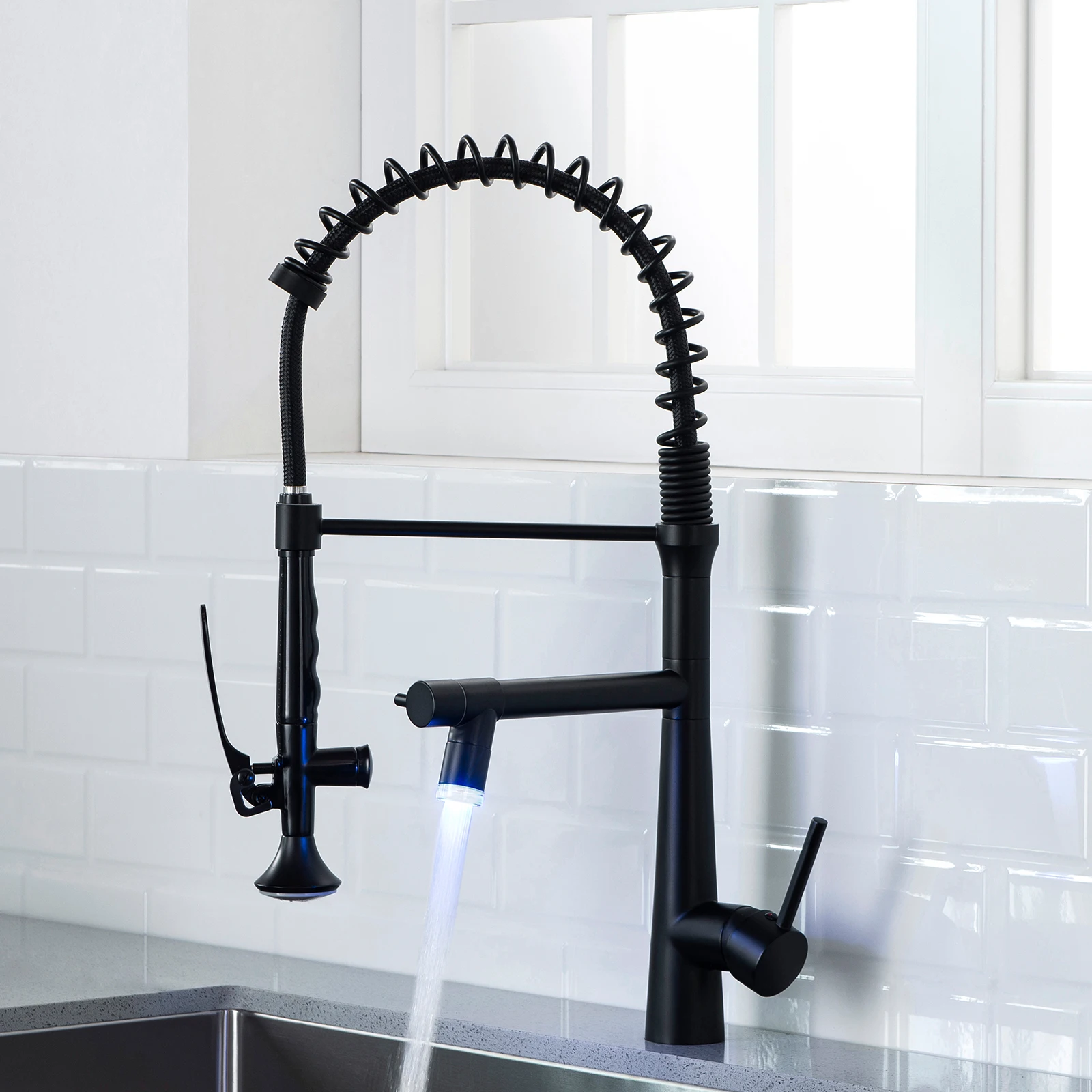 Fapully High Quality Pull Down Single Handle Flexible Sink Black Led Kitchen Faucet