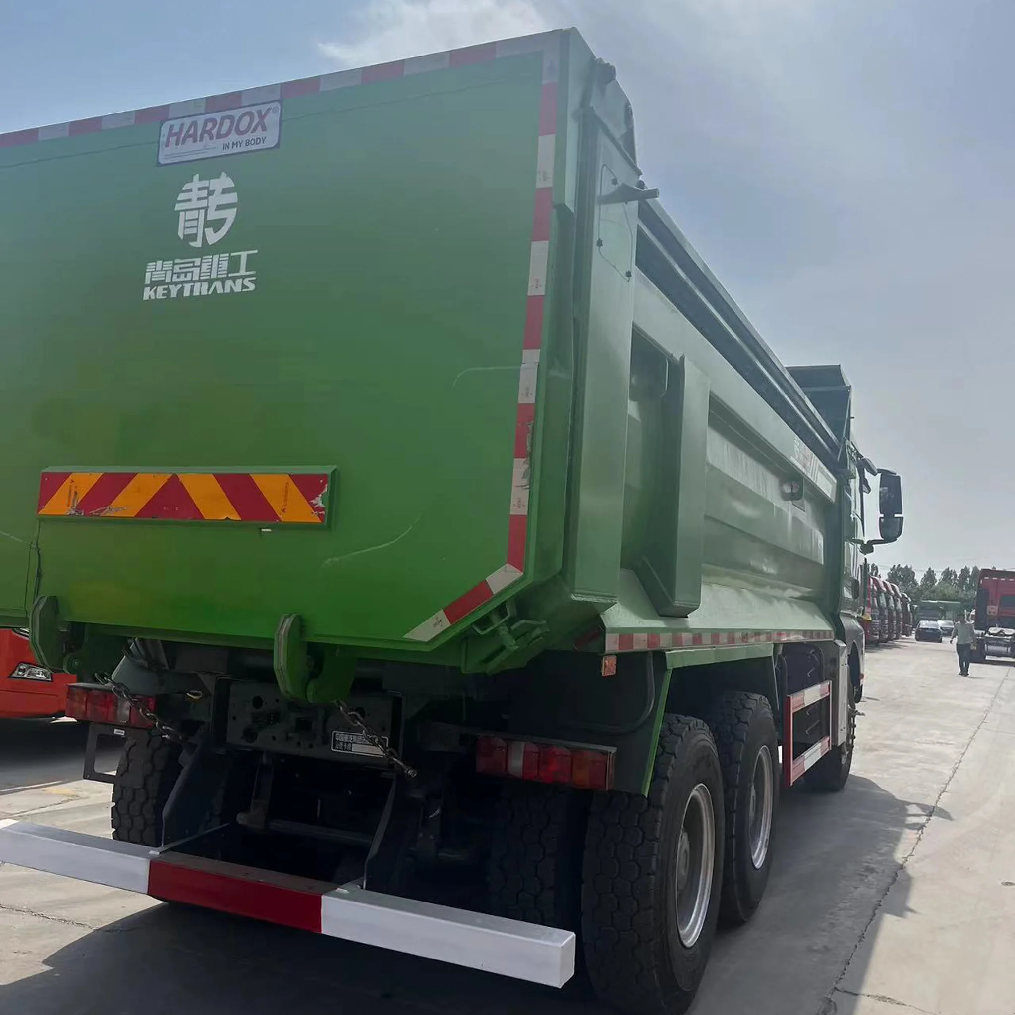 Factory Price Export Hot Special New Car China National Heavy Truck ShanDeka SITRAK G7 Heavy Truck 500hp 6x2 Dump Truck