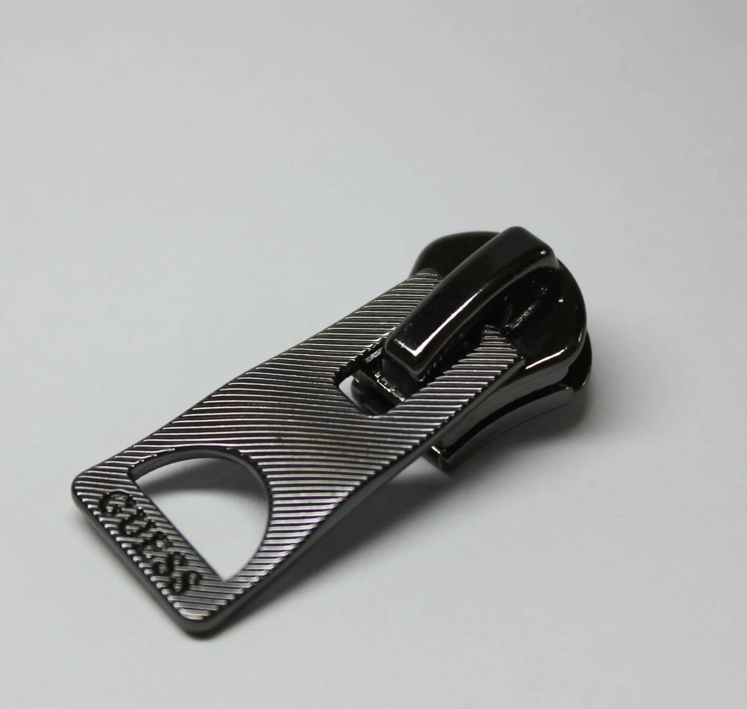 
 Удаление масла из цинкового сплава, электролитический обезжиривающий порошок  