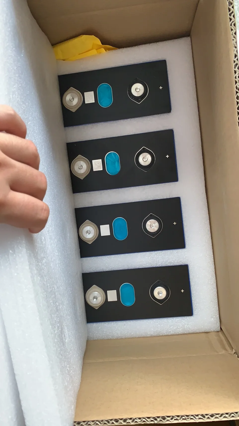 Prismatic 3.2V lifepo4 Battery Pack 3.2V 100ah 200ah 280ah 300ah Lithium Iron Battery lf280k lifepo4 Battery