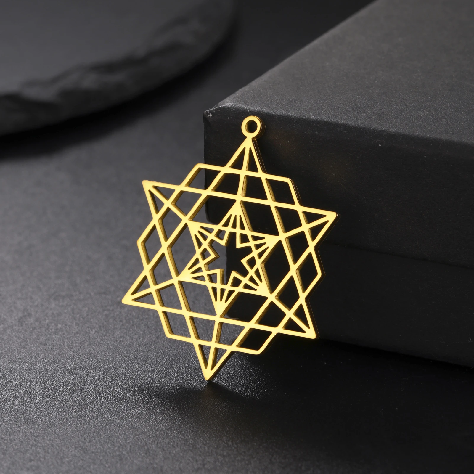 Vintage Hollow Star Of David Pendant  Stainless Steel Star Of David Charm Gold Plated Jewelry Accessories For Necklace Bracelet