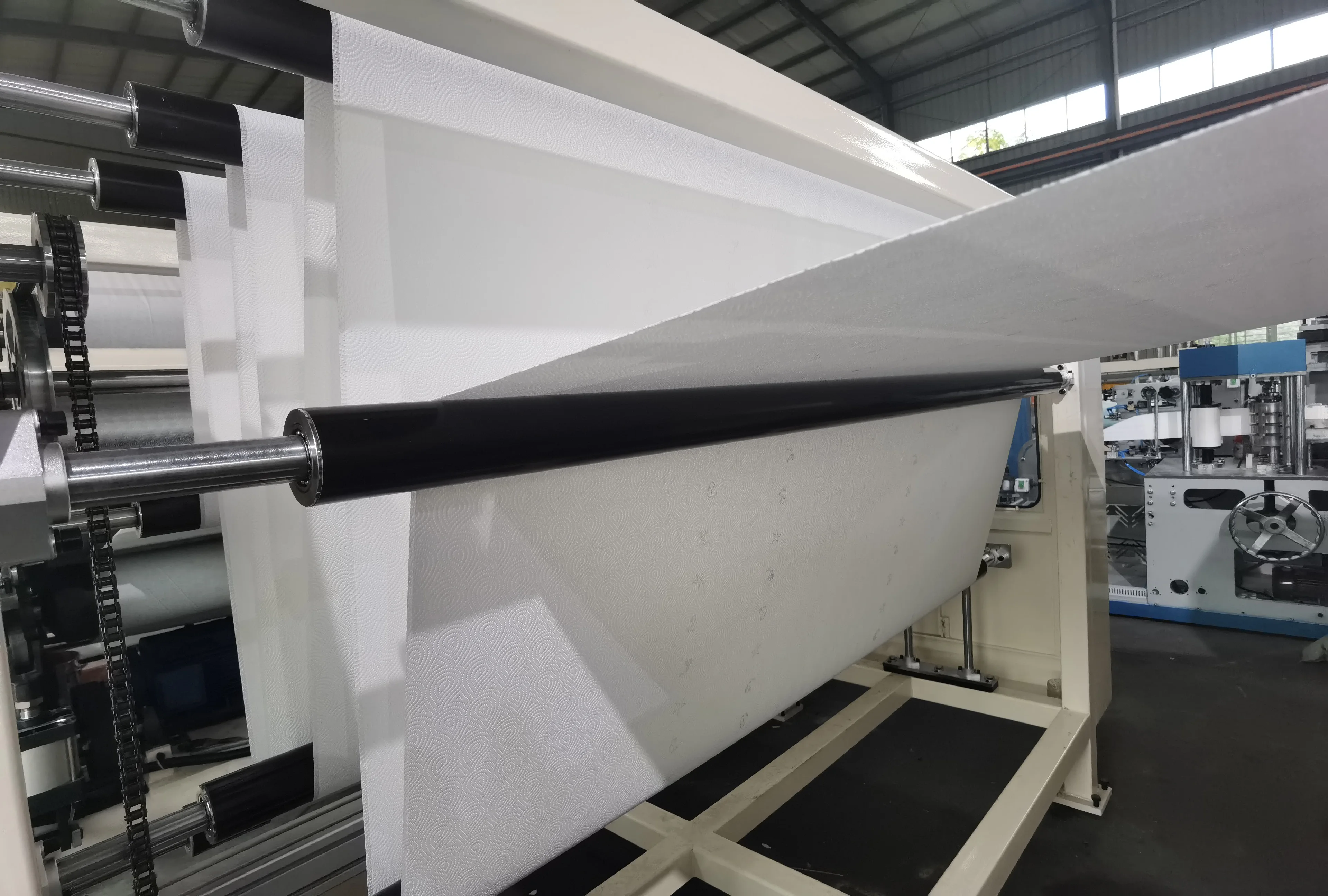 Automatic Color Glue Kitchen Towel Paper Machine Rewinding Toilet Paper Machinery