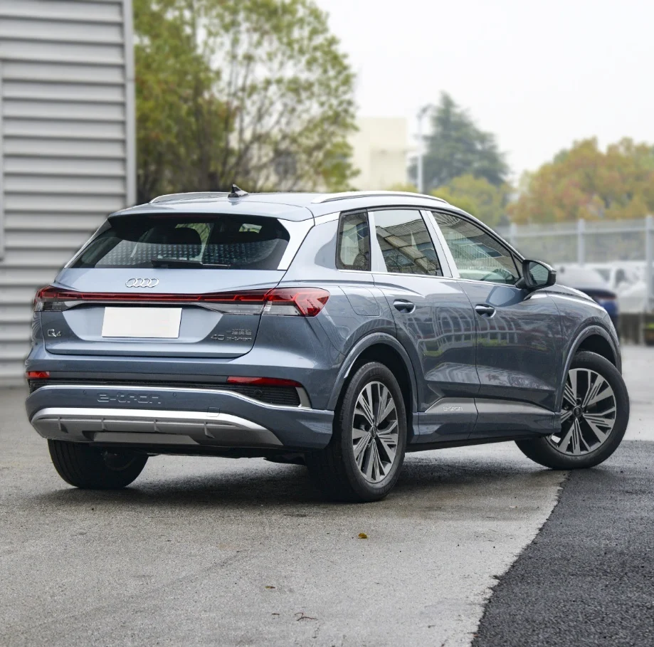 Лидер продаж роскошный внедорожник 2023 Audi Q4 E-Tron электрический автомобиль для продажи дальний радиус действия 605 км Подержанные электромобили из Китая