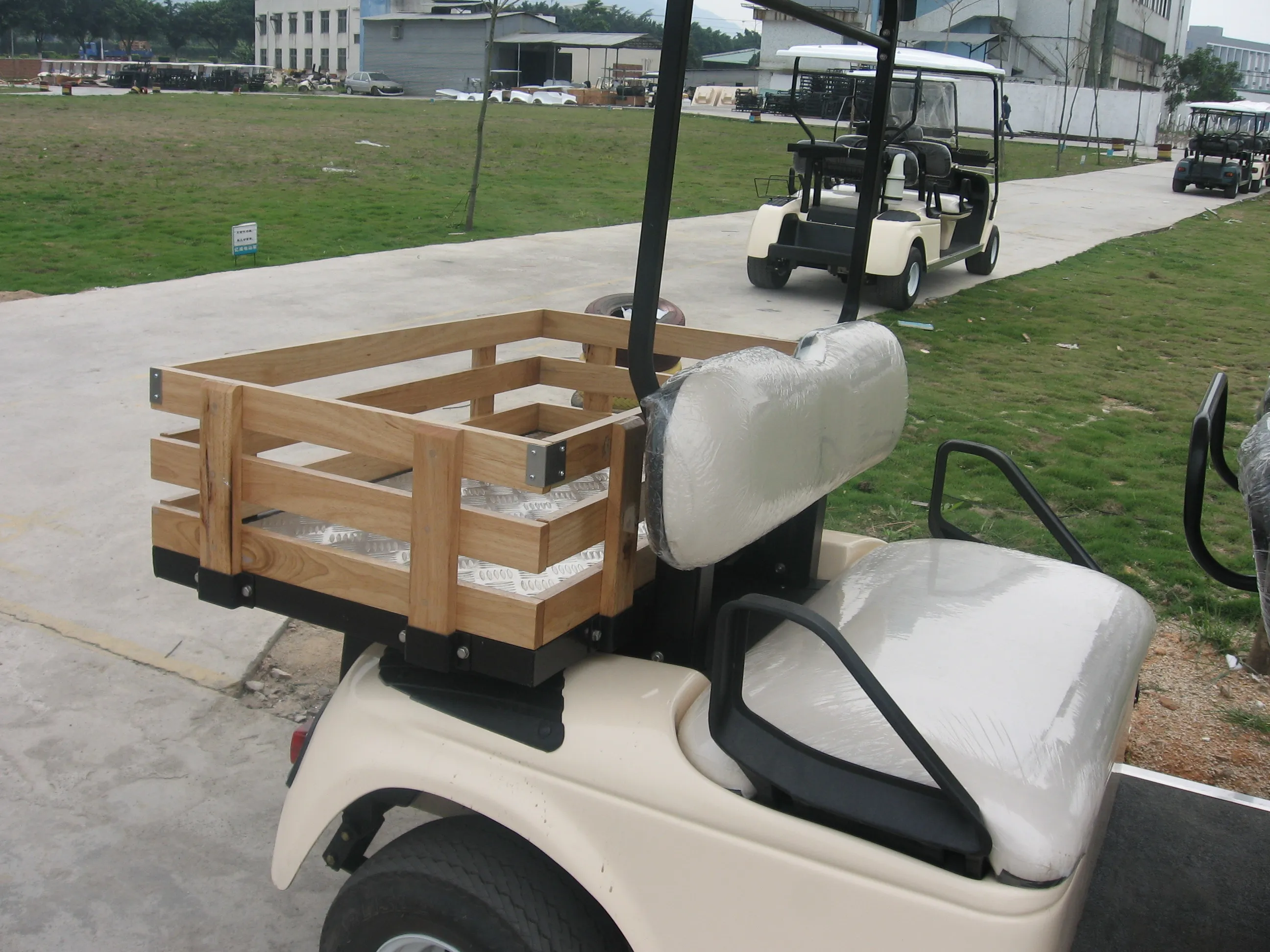 
6 seater golf cart with cargo box best prices quality customized golf cart 