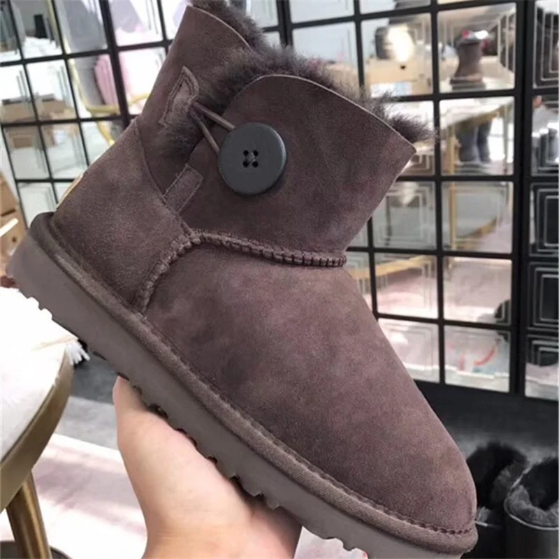 Женские зимние сапоги из коровьей