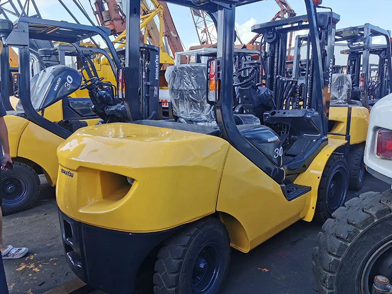 Original Second Hand 3 ton for Komatsu FD30 Forklift for sale Used  Forklift 3t 2.5 3.5 35 30 tonne diesel in stock