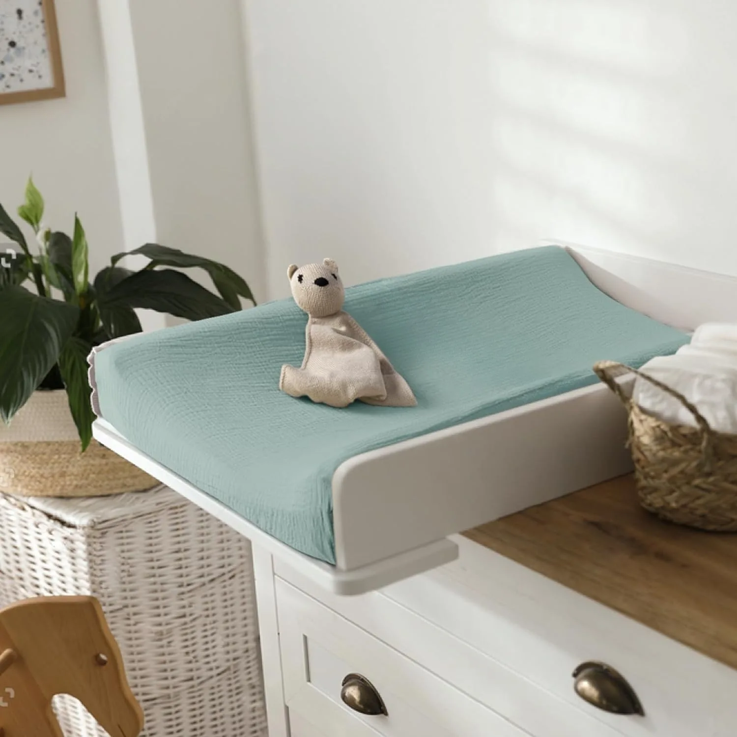 100%  Cotton Soft Breathable Muslin Cloth Changing Pad Cover Solid Pattern Portable Diaper Table Cover Set  2 pcs pack