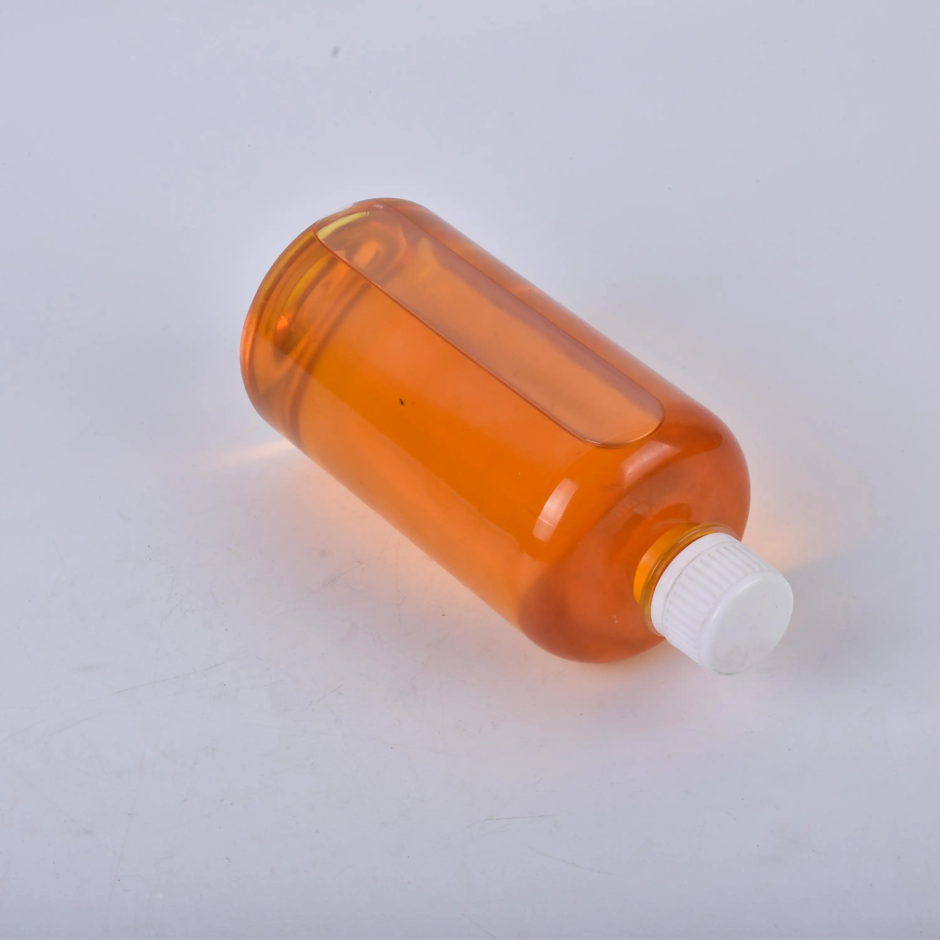 Yellow Mealworm Oil Top Quality Insect Tenebrio Molitor Oil