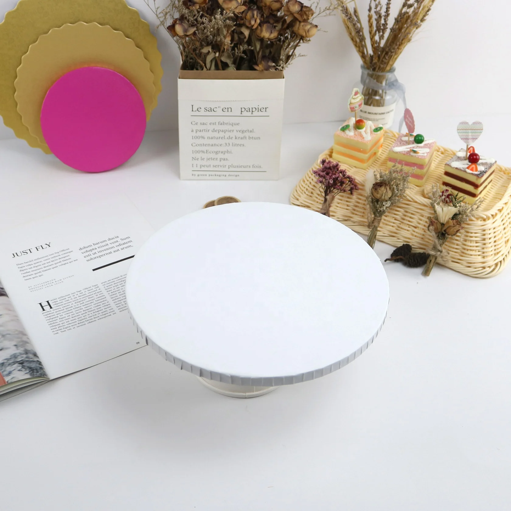 Оптовая цена высококачественные круглые бумажные доски для торта с узором барабан белого