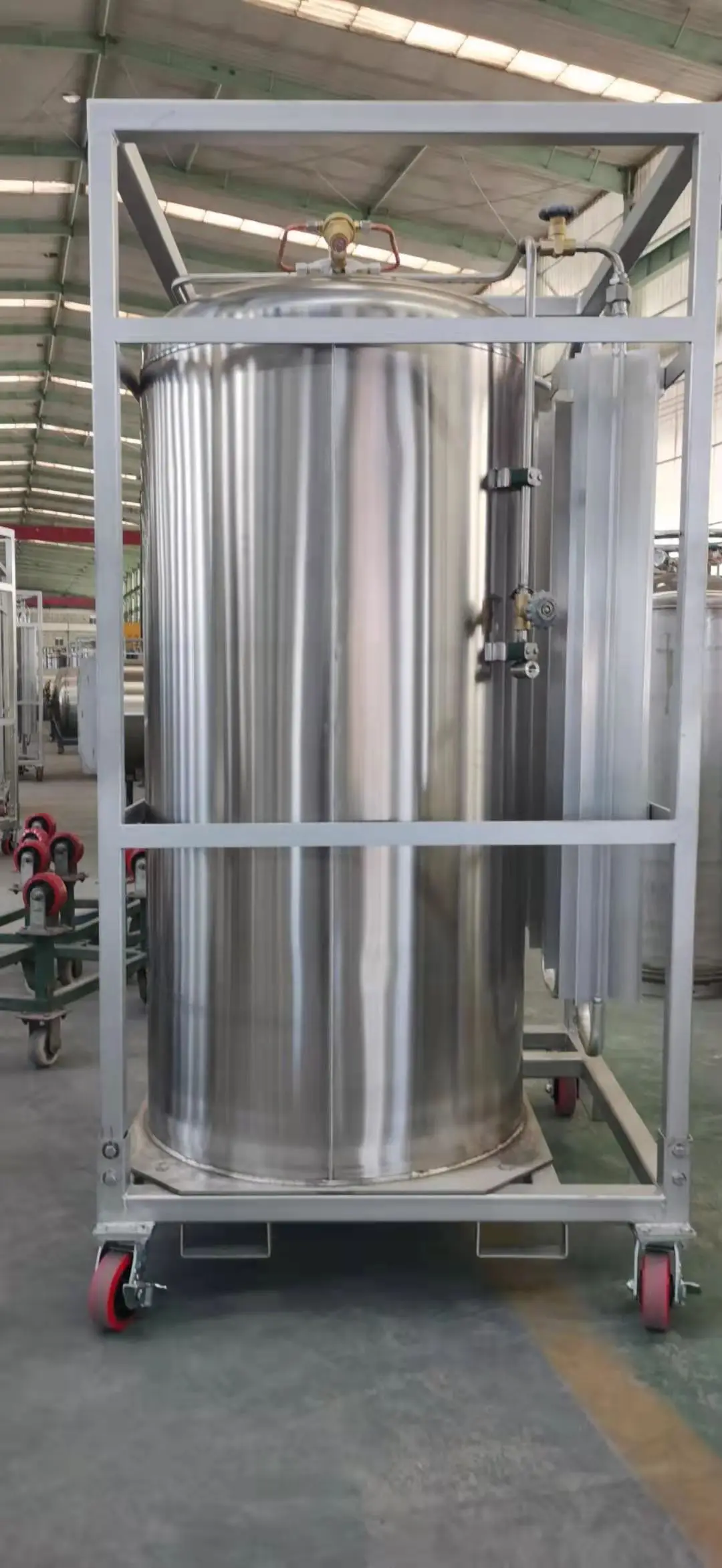 Hot sell 210 liters dewar small gas tank with wheel