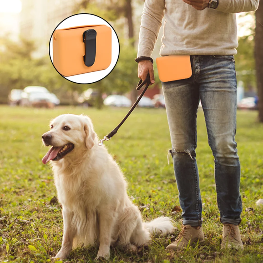 Pet Supplier Dog Treat Pouch Portable Walking Eco Friendly Silicone Dog Treat Bag for Leash with Waist Clip