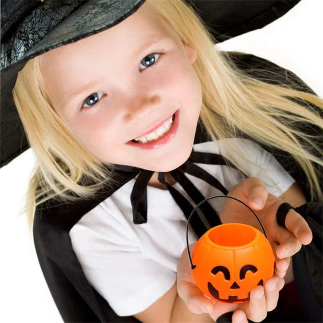 Mini Halloween Portable Pumpkin Bucket Halloween Luminous Pumpkin Candy Bucket Treat or Trick Sugar Bag for Children