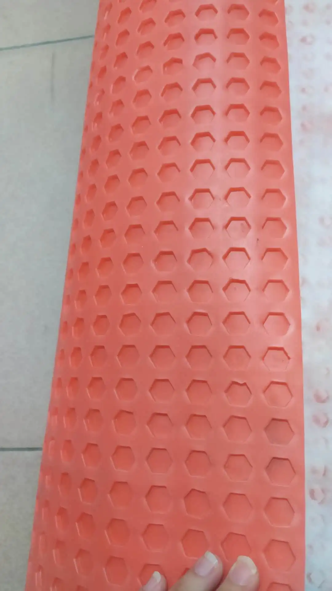 0.5m*20m Chinese Cheapest Uncoupling Membrane Mesh Load Distribution wetroom membrane Tile underlay Waterproofing Membrane