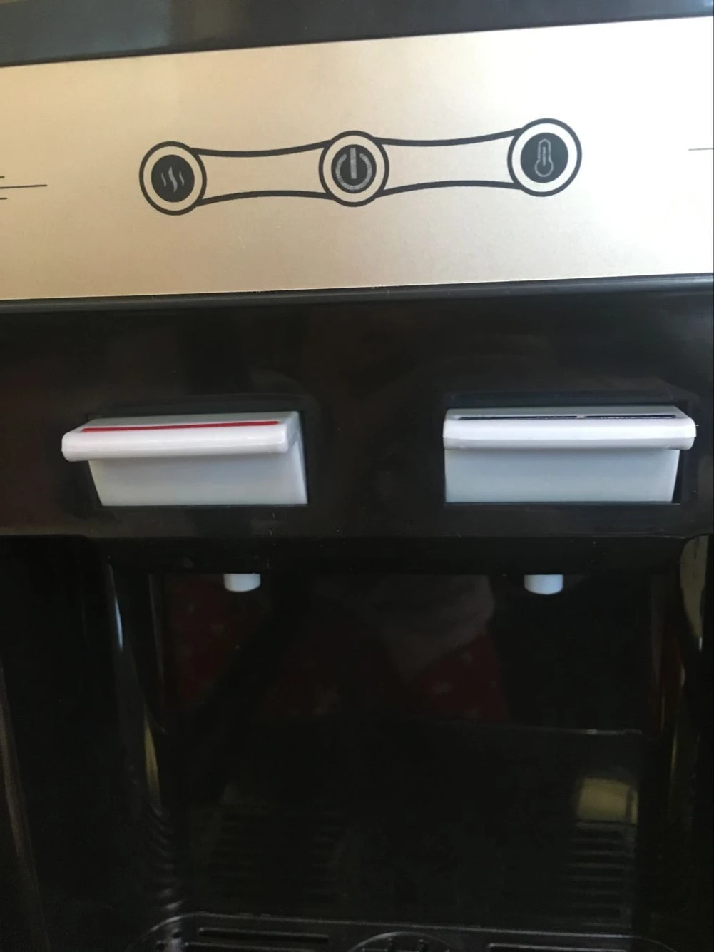 Диспенсер для воды на чайный столик, маленький энергосберегающий бытовой дозатор горячей и холодной воды