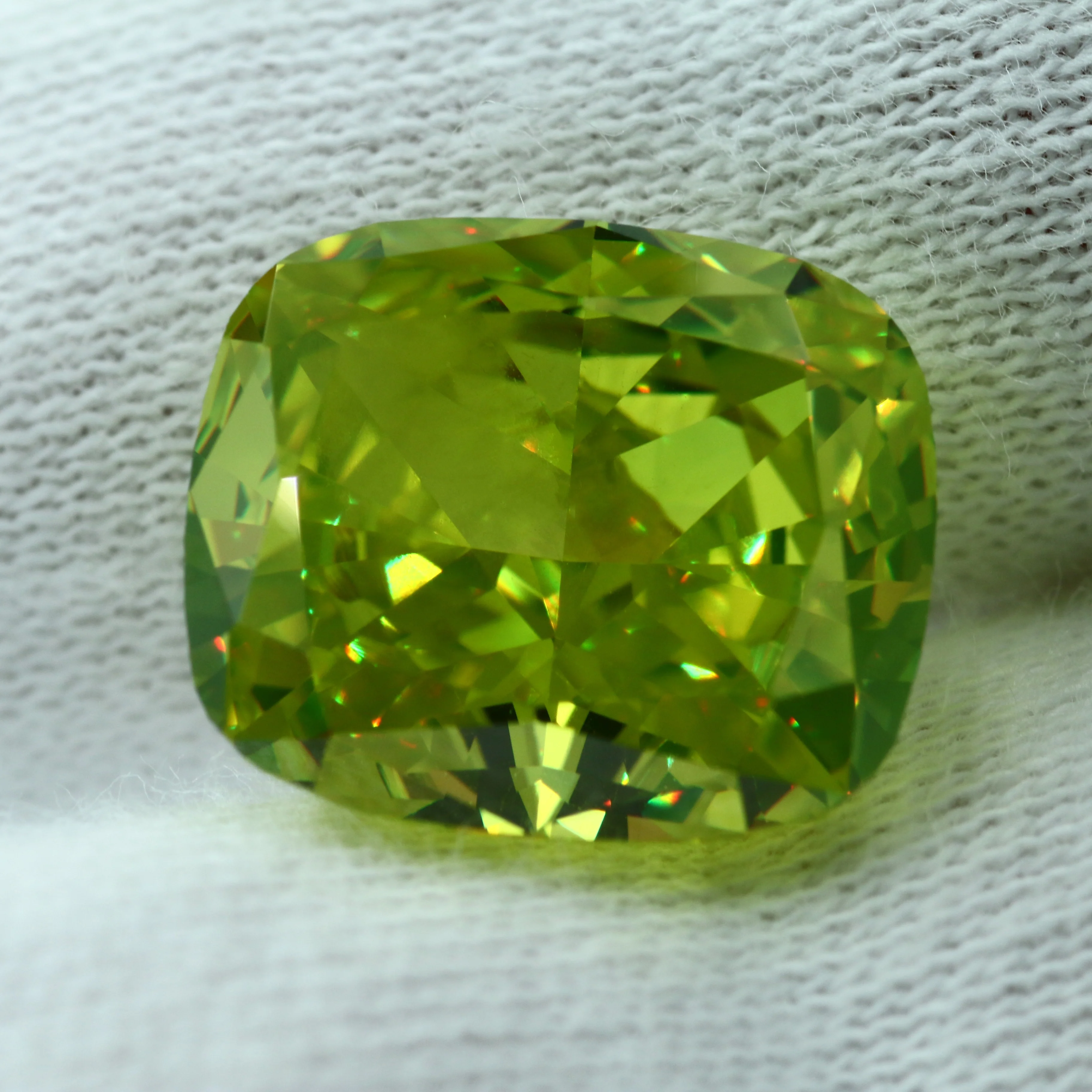 HanYu High Quality 5AAAAA Zircon Stone Wholesale Cushion Ice Cut Olive Cubic Zirconia CZ Gemstone