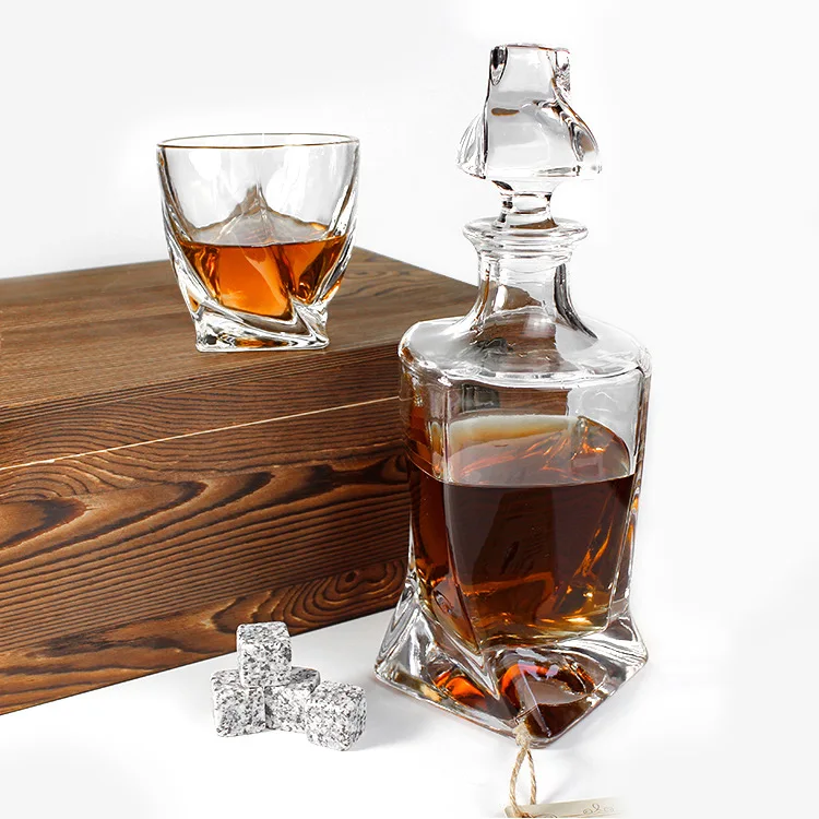top selling Personalized Twist Whiskey glasses Decanter Set Gift Box for Men