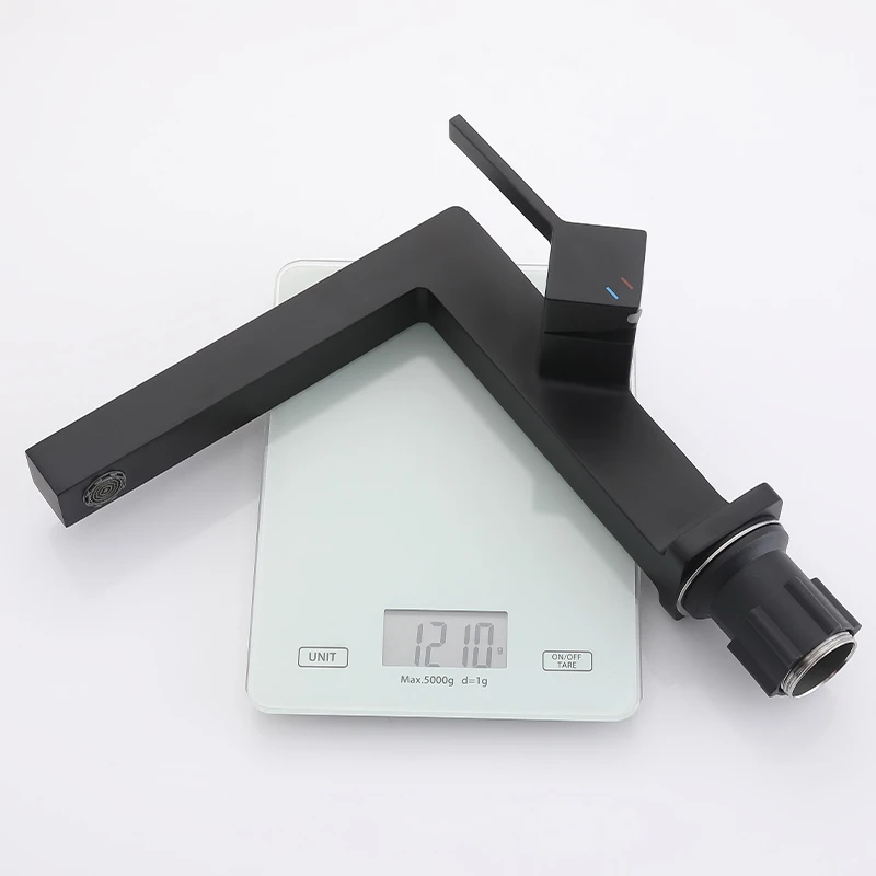 Contemporary Blacked Cheap Deck Mounted Single Handle SUS304 Waterfall Mixer Bath With Hot Cold Water Basin Faucets