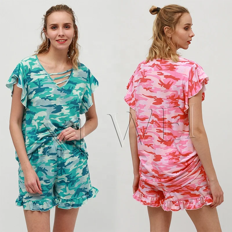 Оптовая продажа, лето 2021, шорты с оборками и коротким рукавом, Женский Повседневный домашний комплект из двух предметов с треугольным вырезом и камуфляжным принтом