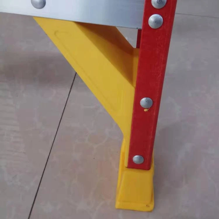Fiberglass Double Step Ladder with Tool Pallet