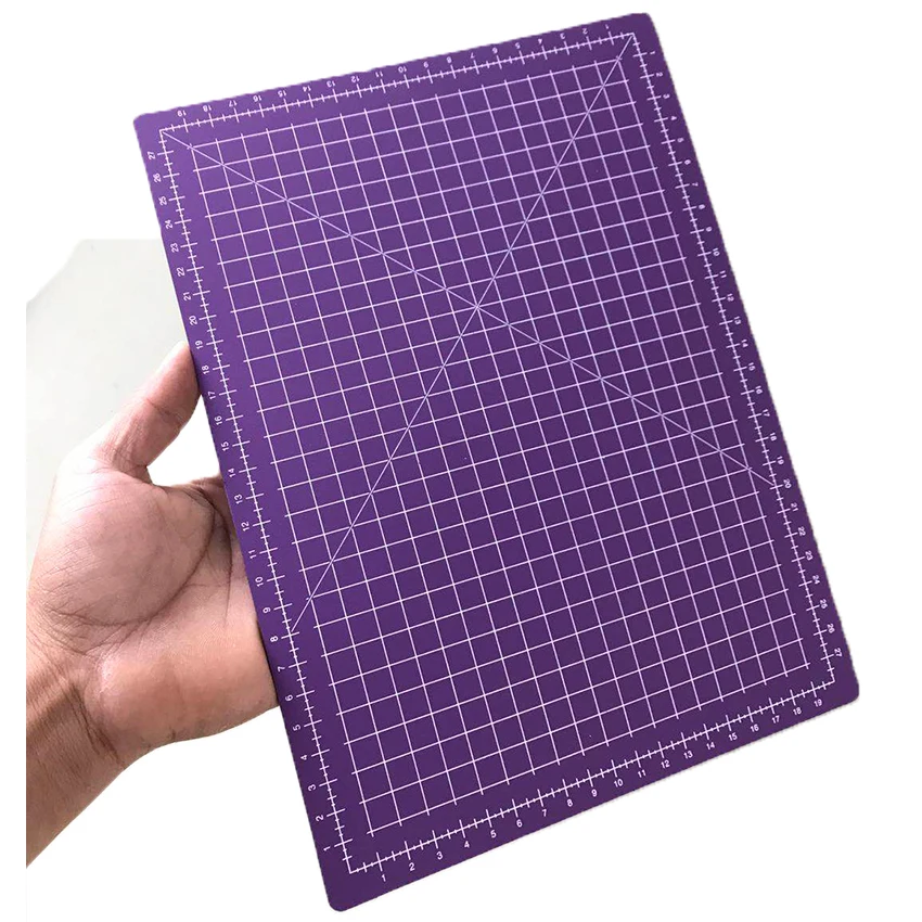 Hot selling high quality   3 layers self-healing Flexible PVC high quality cutting mat