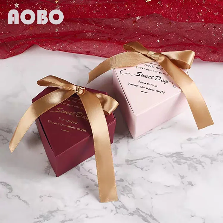 Hot Sale Cheap Christmas Special Recycled Mini Invitation Elegant Wedding Sweet Small  Wedding Candy Favor Box Wedding