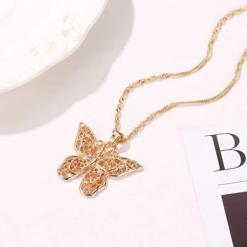 New Arrive Trendy Fashion Layered butterfly Pendant Necklace Silver Gold Plated Dainty butterfly Necklace Jewelry for Women Girl