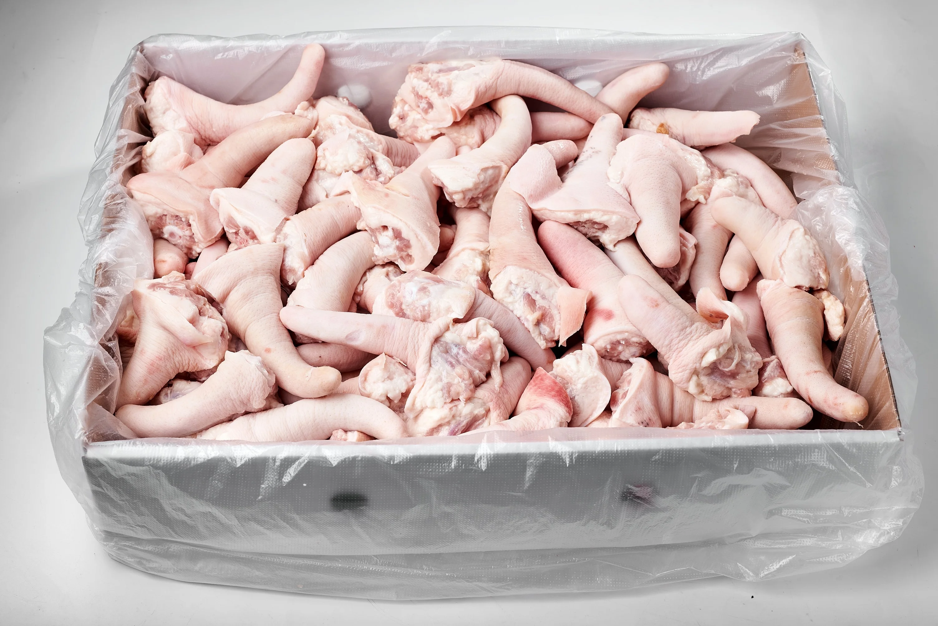 
Frozen pork tails (short) 