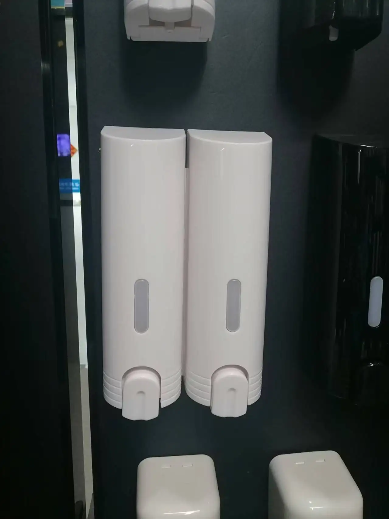 X-2203S Double manual hand soap Dispenser two head double head wall mount 800ml liquid soap dispenser