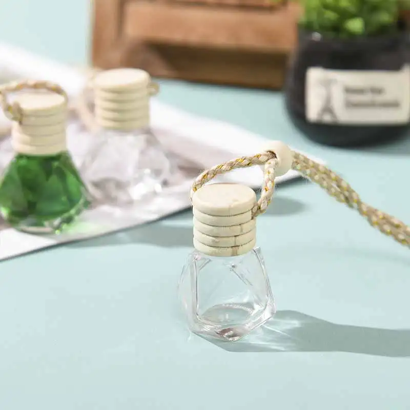 Car Perfume Diamond Bottle Aromatherapy Empty Pendant Decoration Glass Bottle