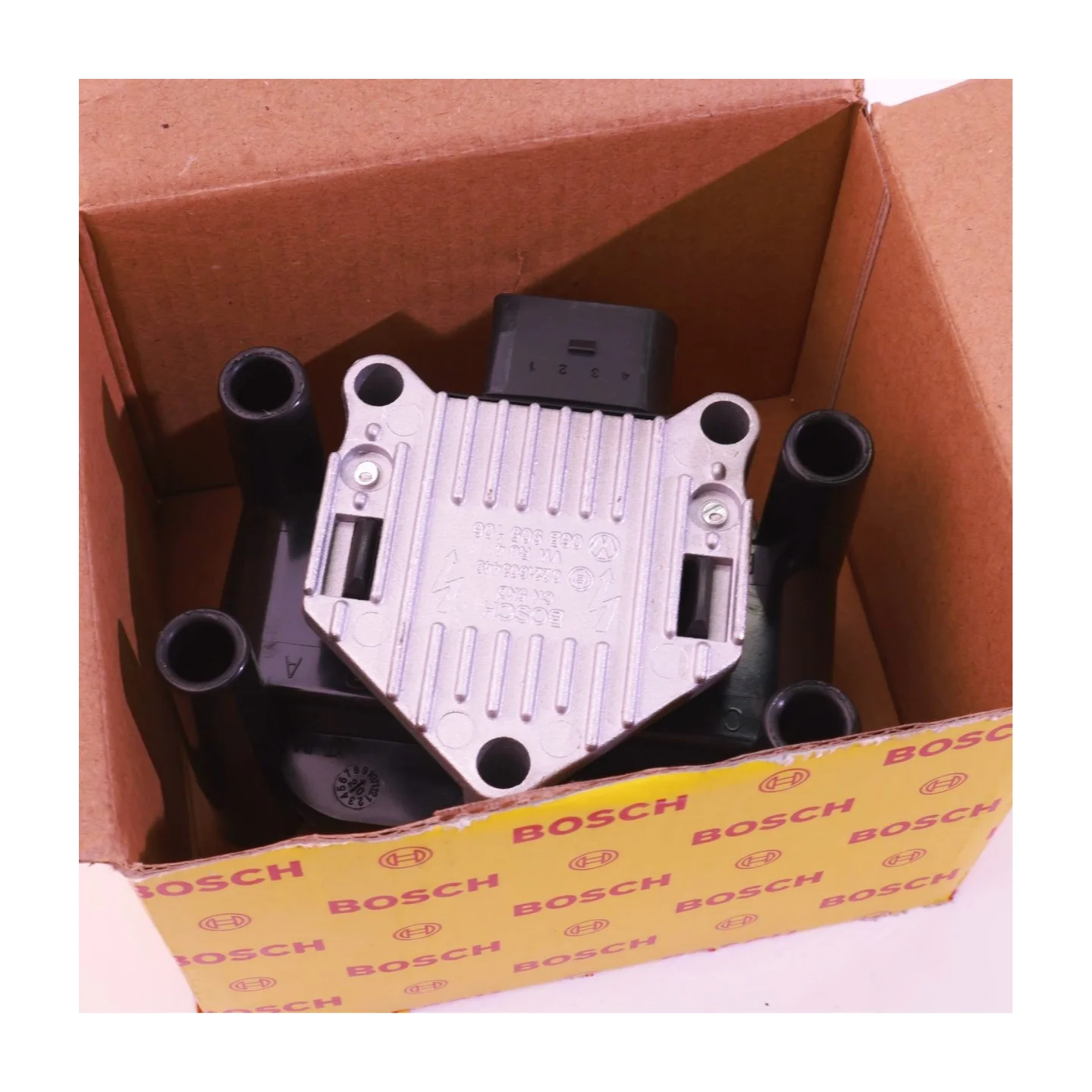 Hisen high quality Auto Engine System Ignition Coil pack for German Volkswagen Bora/Variant/Fox 06B905106B 032905106F 032905106B