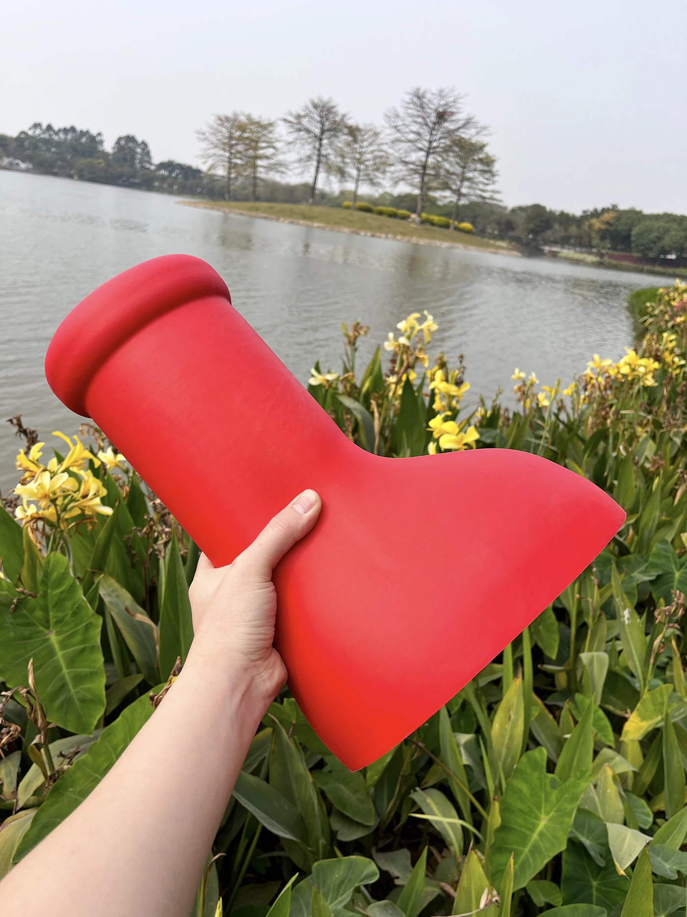 Wholesale factory manufacturer  big red boots made in China