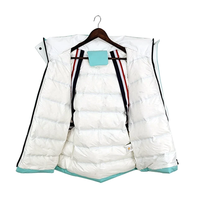 China Manufacturer Direct Wholesale Hooded Parka Snowboard Jackets Coats and Jackets for Women