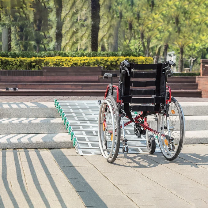 Rollable disability and handicap passenger scooter car aluminum ramps for minivan or low cars