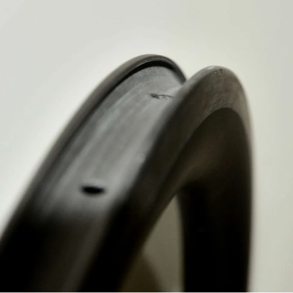 Carbon Bicycle Wheelset 700C Tubeless 38mm Width Carbon Road Bike Wheelset Ultra Light Carbon Wheel bicycle rims