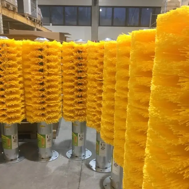 Tianzhu Factory Mechanical Massage Cow Brush For Farm To Improve The Health Of Cattle