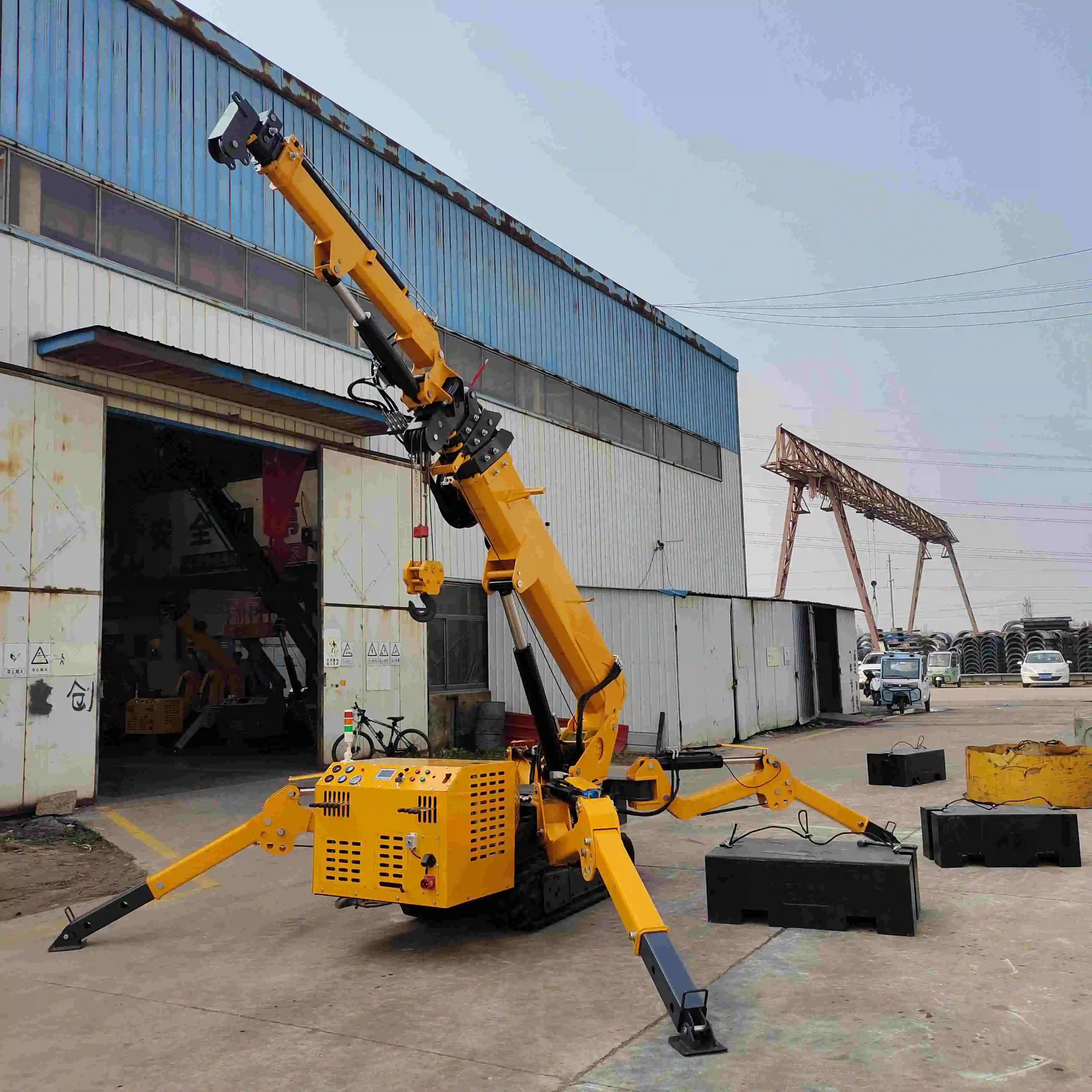 CE EPA EURO 5 diesel fuel spider crane portable lifting crane machine build 3 ton crawler 2t 3t 5t 8t mini spider crane