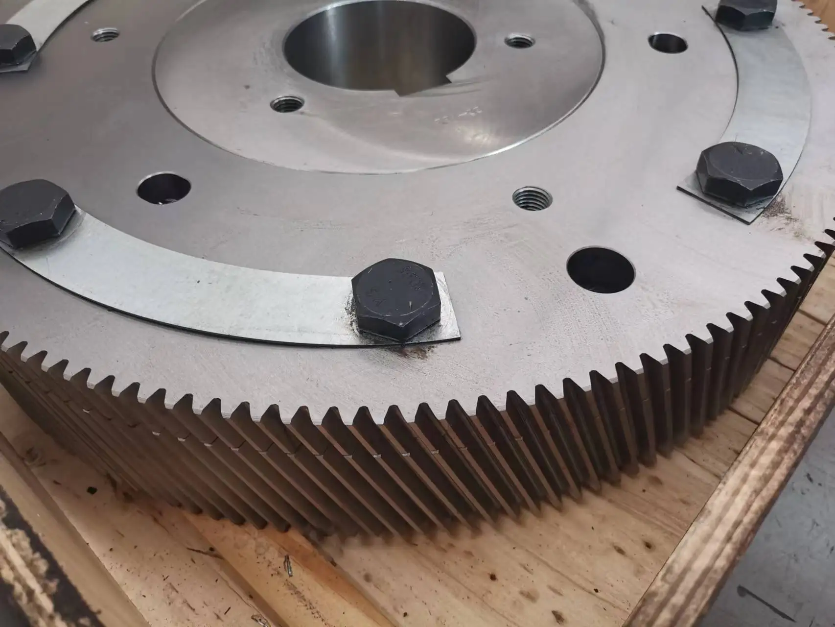 customized large gear shaft cnc cast iron gears turbine