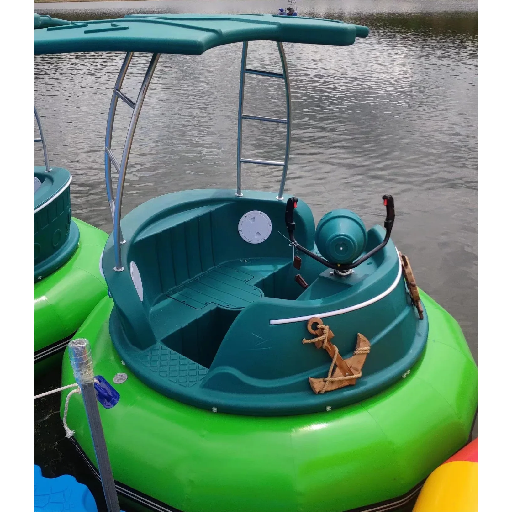 Wholesale customized water summer holiday battery adult electric inflatable bumper motorized inflatable electric bumper boat