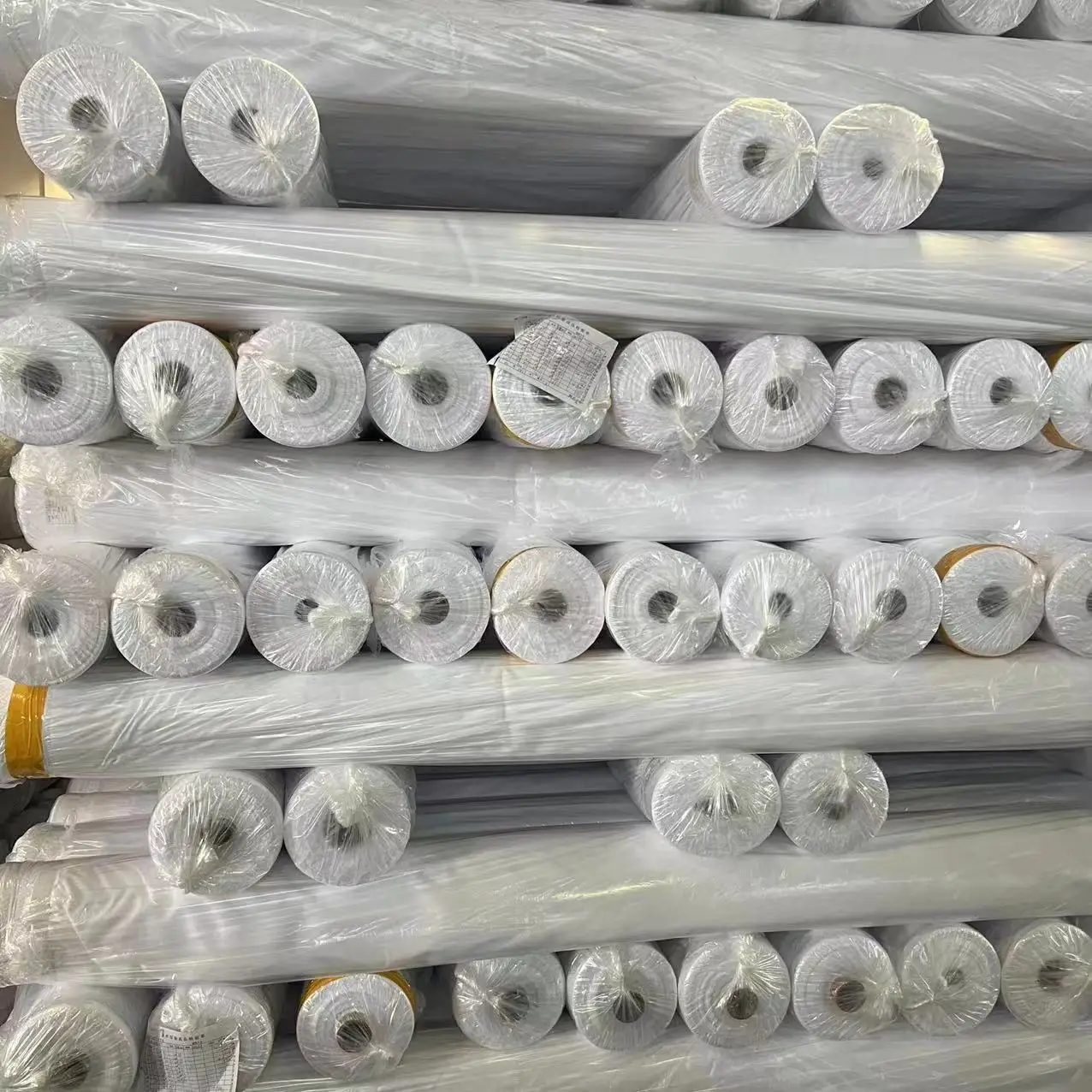 factory bleaching stock in Fabric with Pillowcases 100% Polyester Fabric For Bedding