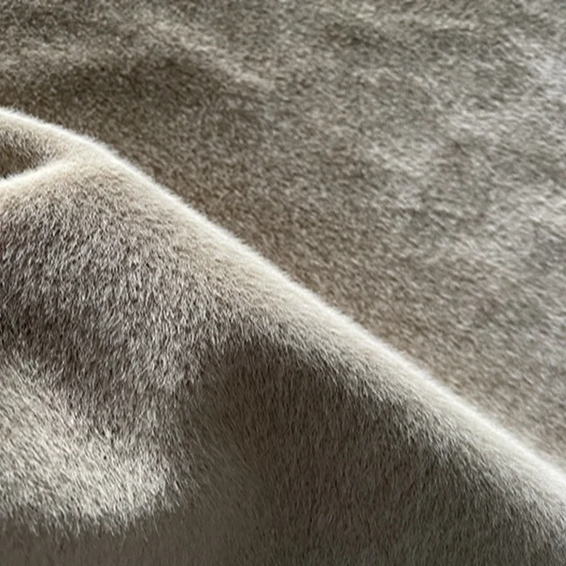 Fashion 100% Polyester Chinese faux fur fabrics