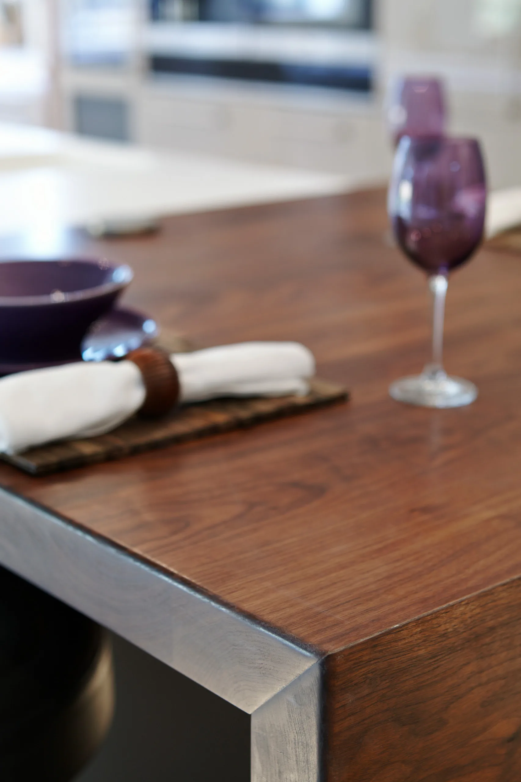 Китайский поставщик, роскошный белый лаковый кухонный шкаф с высоким блеском и дискретным светодиодным освещением