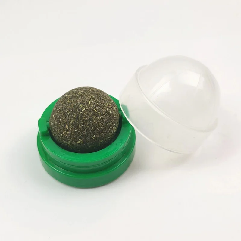 Rotatable compressed catnip matatabi licking ball for cat kitty