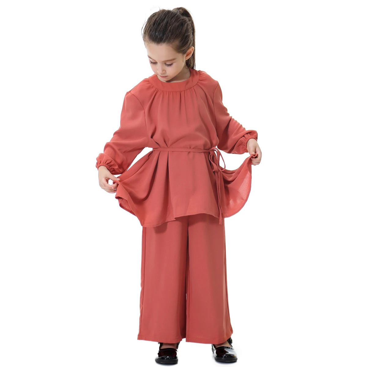 2022 best seller loose casual style cotton material kids clothing Southeast Asia Islamic two piece set children clothing