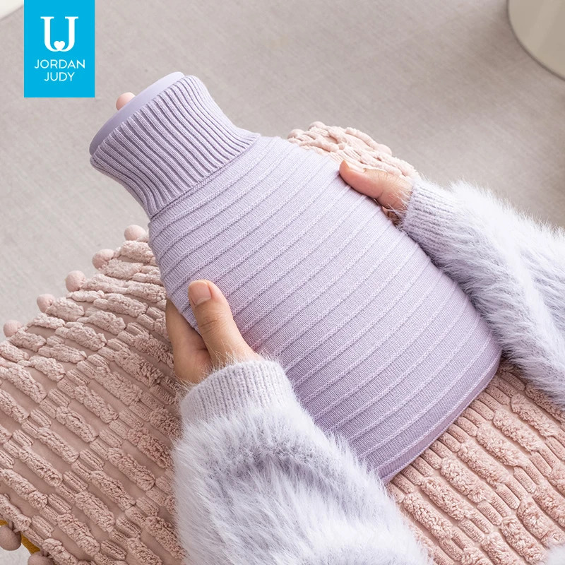 Fashion Factory Wholesale Custom 1L Reusable Hot Water Bottle Cute Style Rubber Hot Water Bag with Flannel Covers Hand Warming