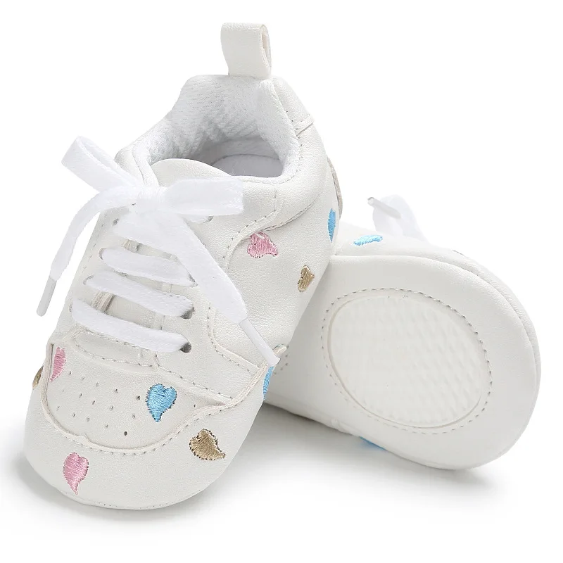 
Embroidered heart-shaped and star baby shoes soft soled casual baby walking shoes unisex 